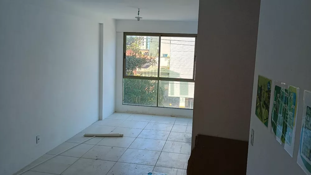 Apartamento à venda e aluguel com 3 quartos, 74m² - Foto 2