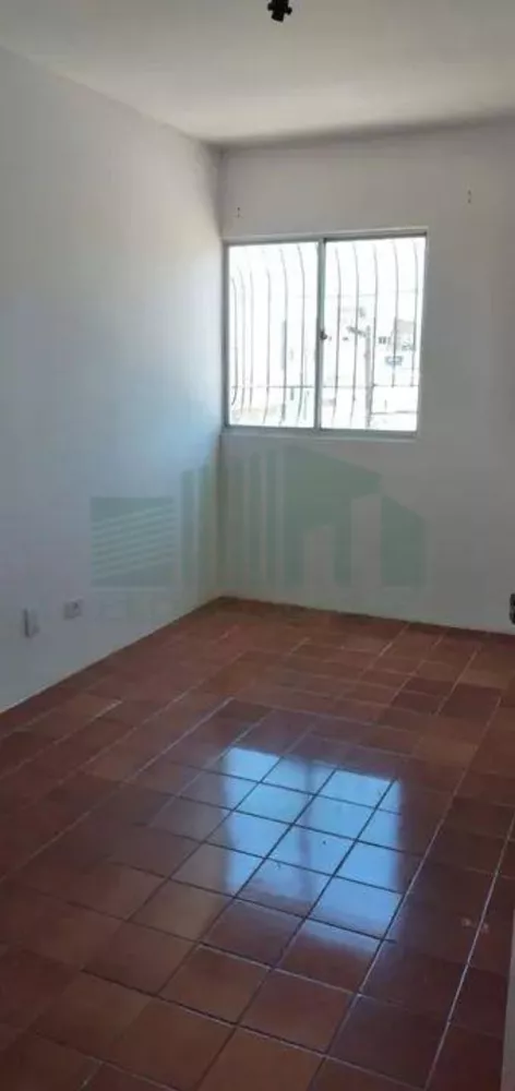 Apartamento à venda com 2 quartos, 64m² - Foto 3