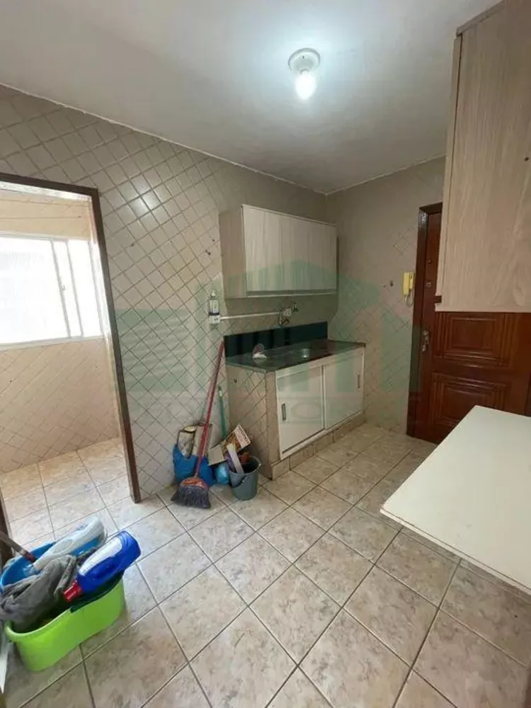 Apartamento à venda com 3 quartos, 96m² - Foto 10