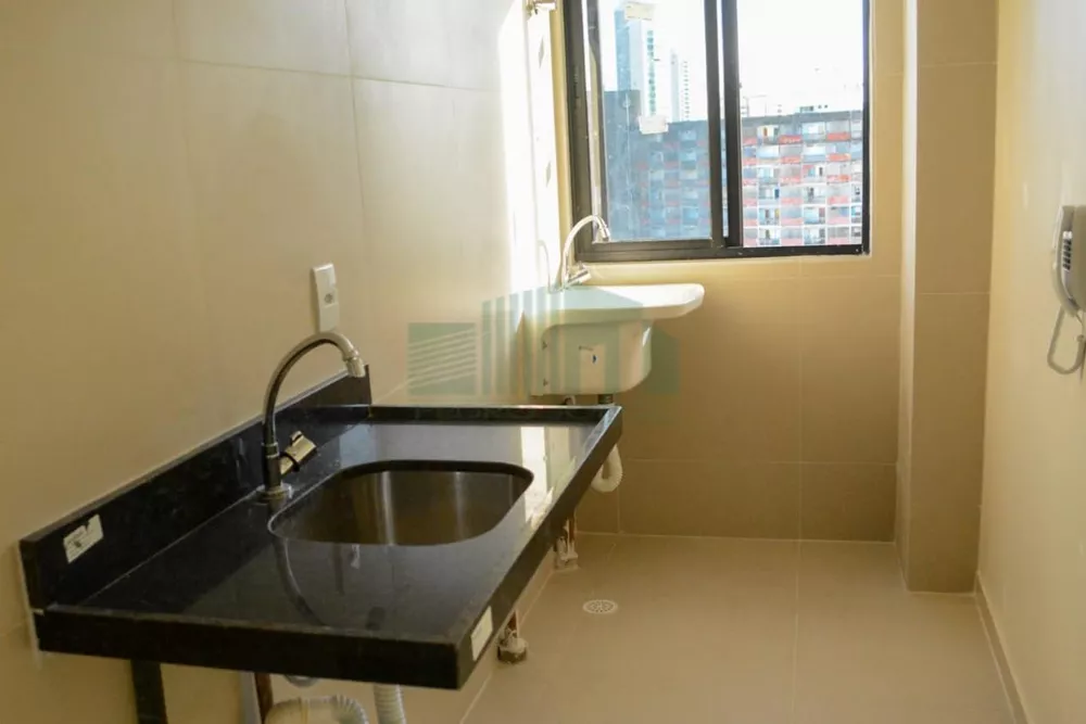 Apartamento à venda com 2 quartos, 42m² - Foto 4