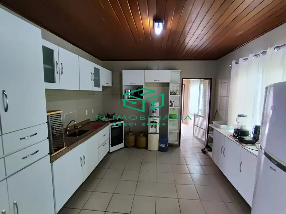 Casa, 3 quartos, 175 m² - Foto 4