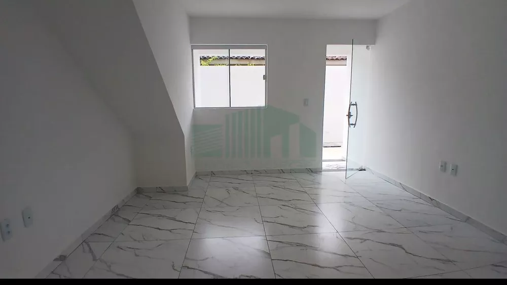 Apartamento à venda com 2 quartos, 62m² - Foto 1