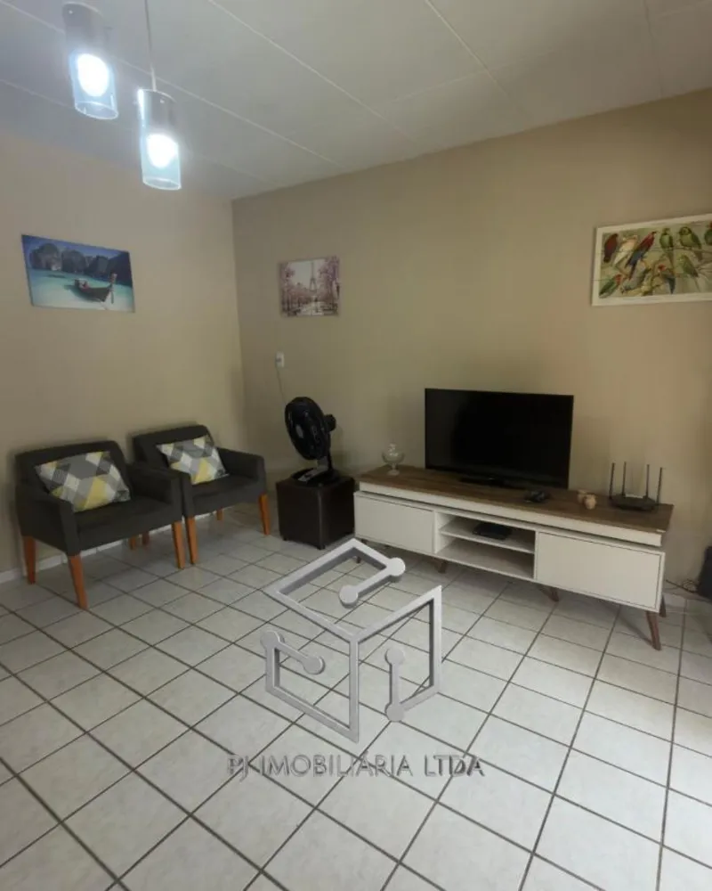 Casa, 4 quartos, 200 m² - Foto 1