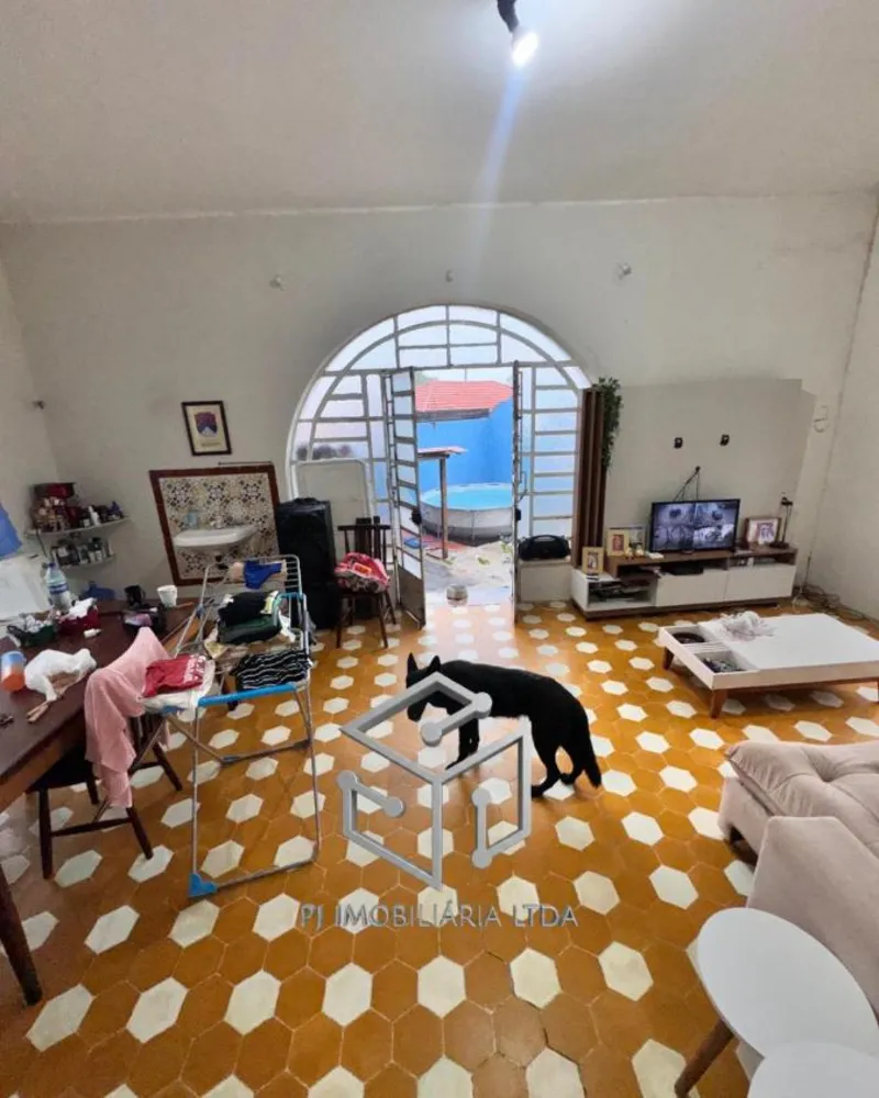 Casa, 4 quartos, 250 m² - Foto 1