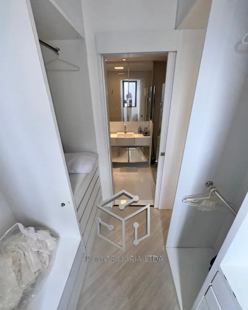 Apartamento, 4 quartos, 192 m² - Foto 2