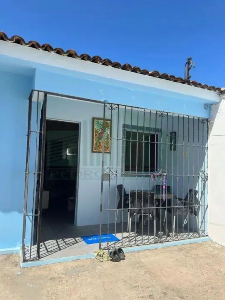 Casa à venda com 3 quartos, 71m² - Foto 4