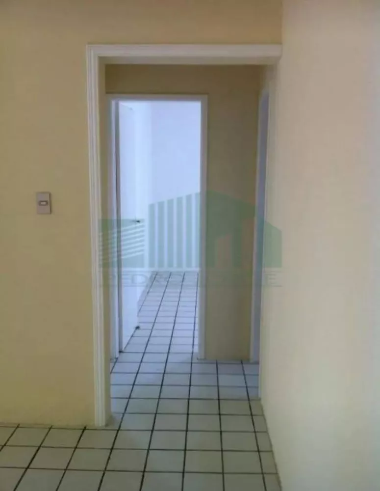 Apartamento à venda com 3 quartos, 92m² - Foto 3