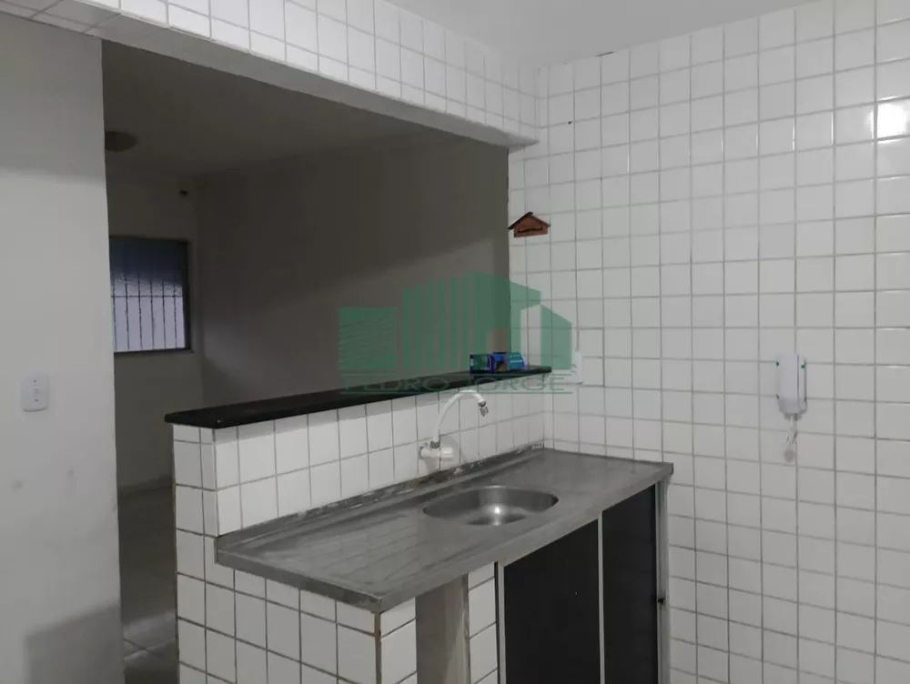 Apartamento à venda com 2 quartos, 45m² - Foto 3