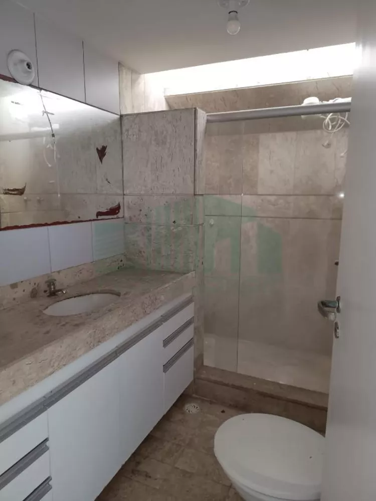 Apartamento à venda com 4 quartos, 162m² - Foto 4