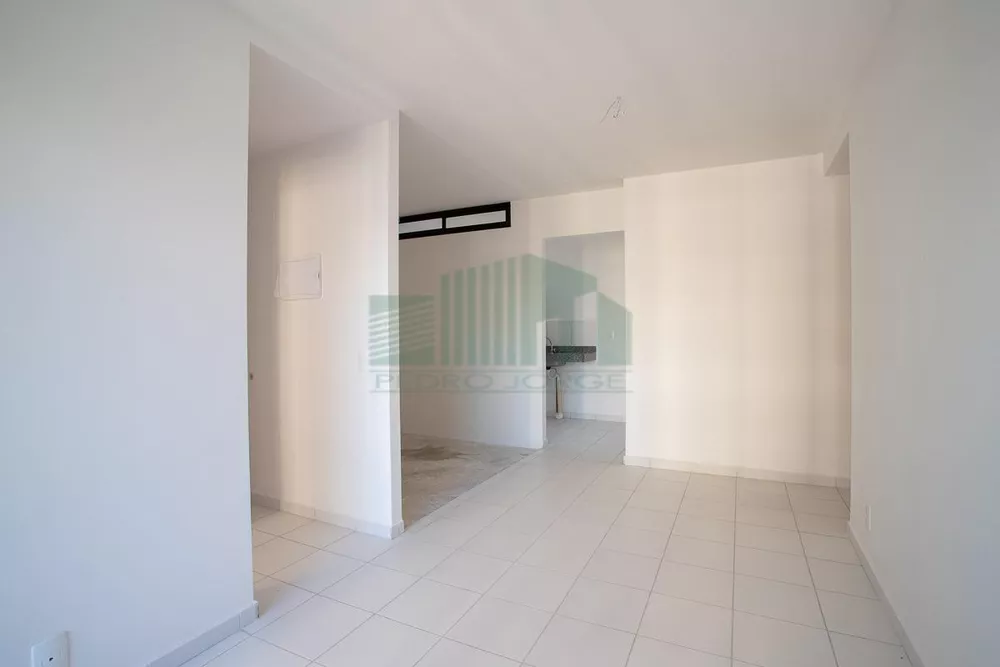 Apartamento à venda com 2 quartos, 57m² - Foto 3