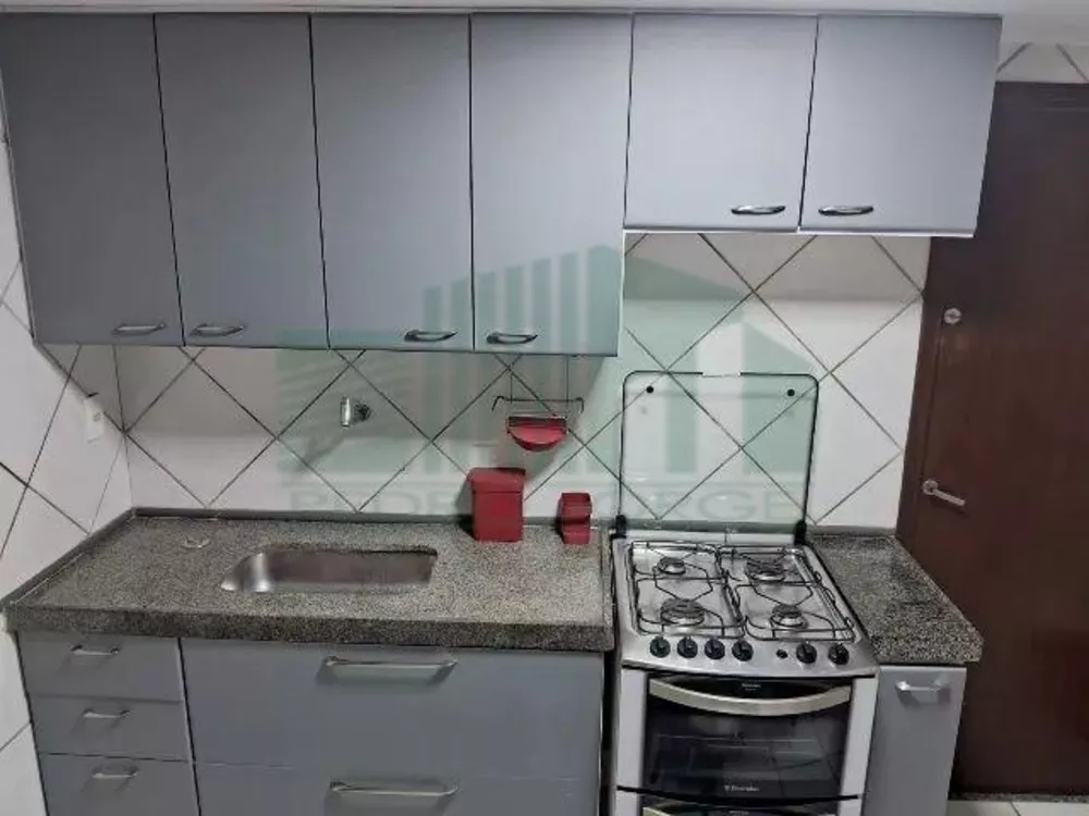 Apartamento à venda com 3 quartos, 98m² - Foto 3