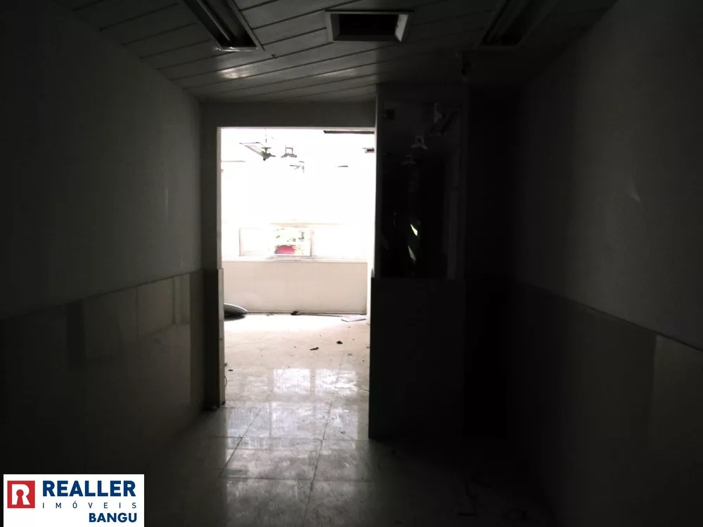 Loja-Salão para alugar com 3 quartos, 245m² - Foto 4