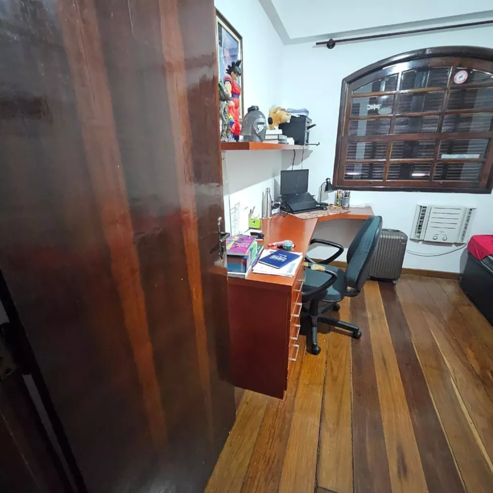 Casa, 3 quartos, 270 m² - Foto 13