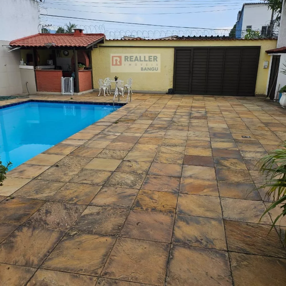 Casa, 3 quartos, 270 m² - Foto 23