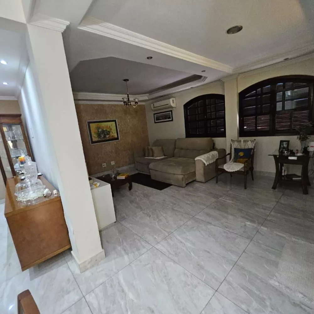 Casa, 3 quartos, 270 m² - Foto 9