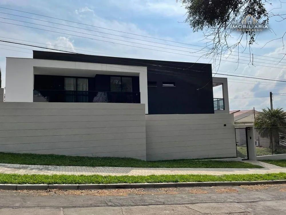 Sobrado, 3 quartos, 310 m² - Foto 1