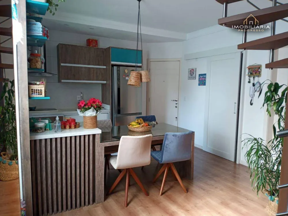 Cobertura, 3 quartos, 223 m² - Foto 4