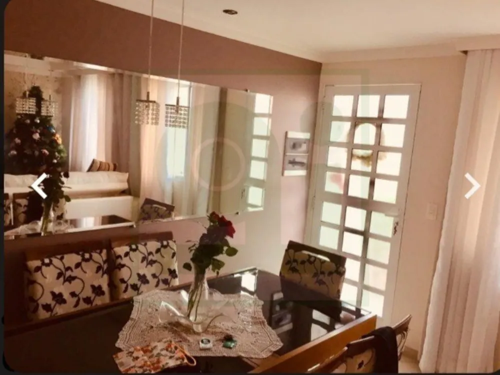 Casa, 3 quartos - Foto 1