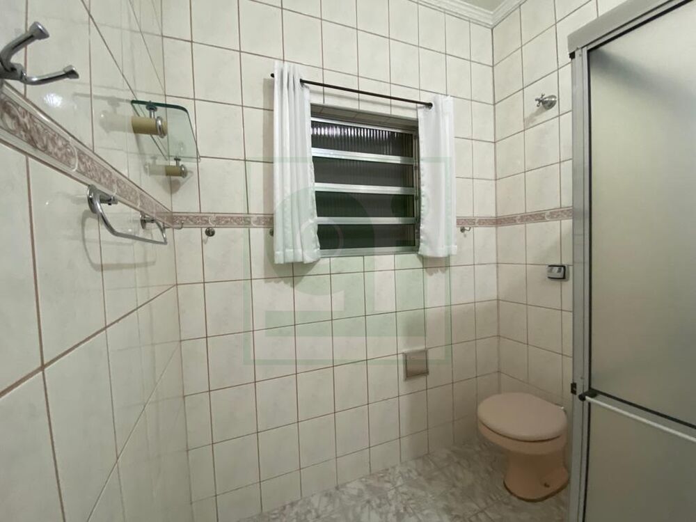 Casa à venda com 2 quartos, 282m² - Foto 1