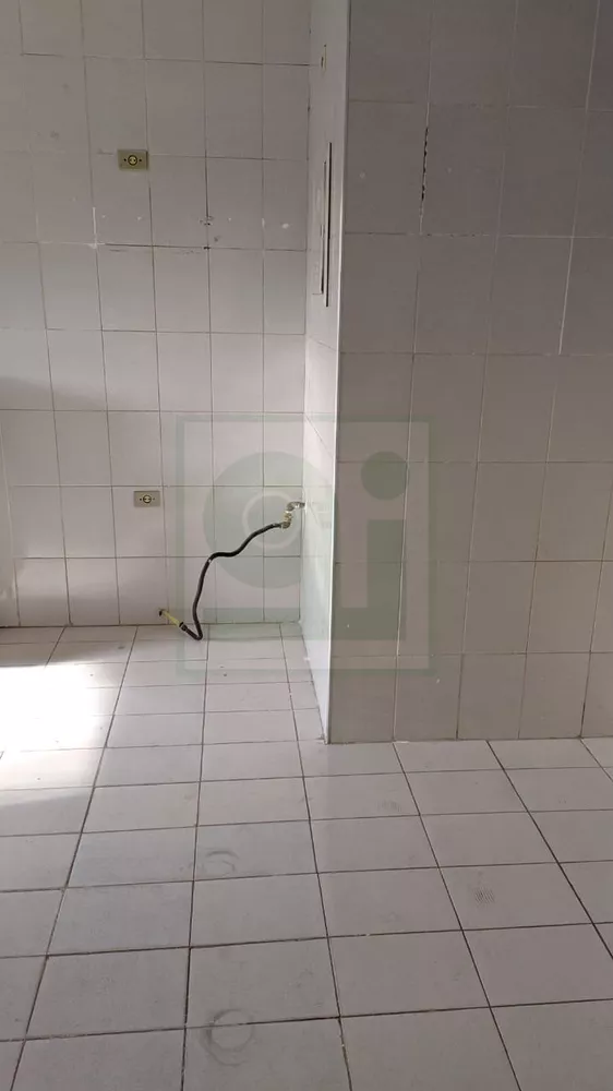 Apartamento para alugar com 1 quarto, 48m² - Foto 12