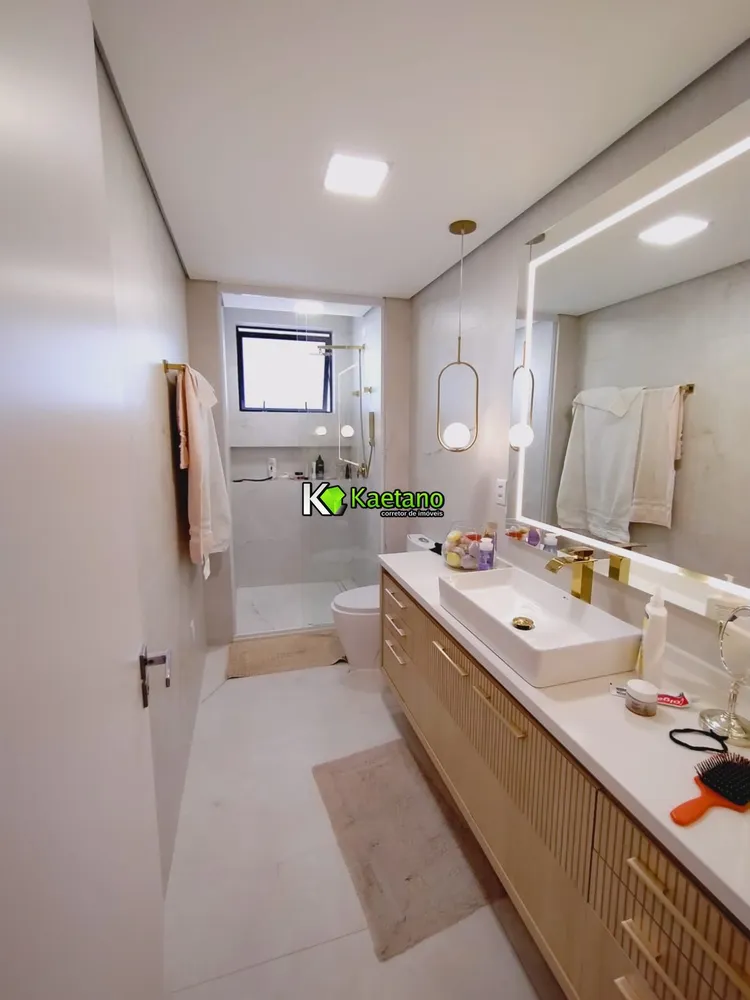 Apartamento, 3 quartos, 195 m² - Foto 4