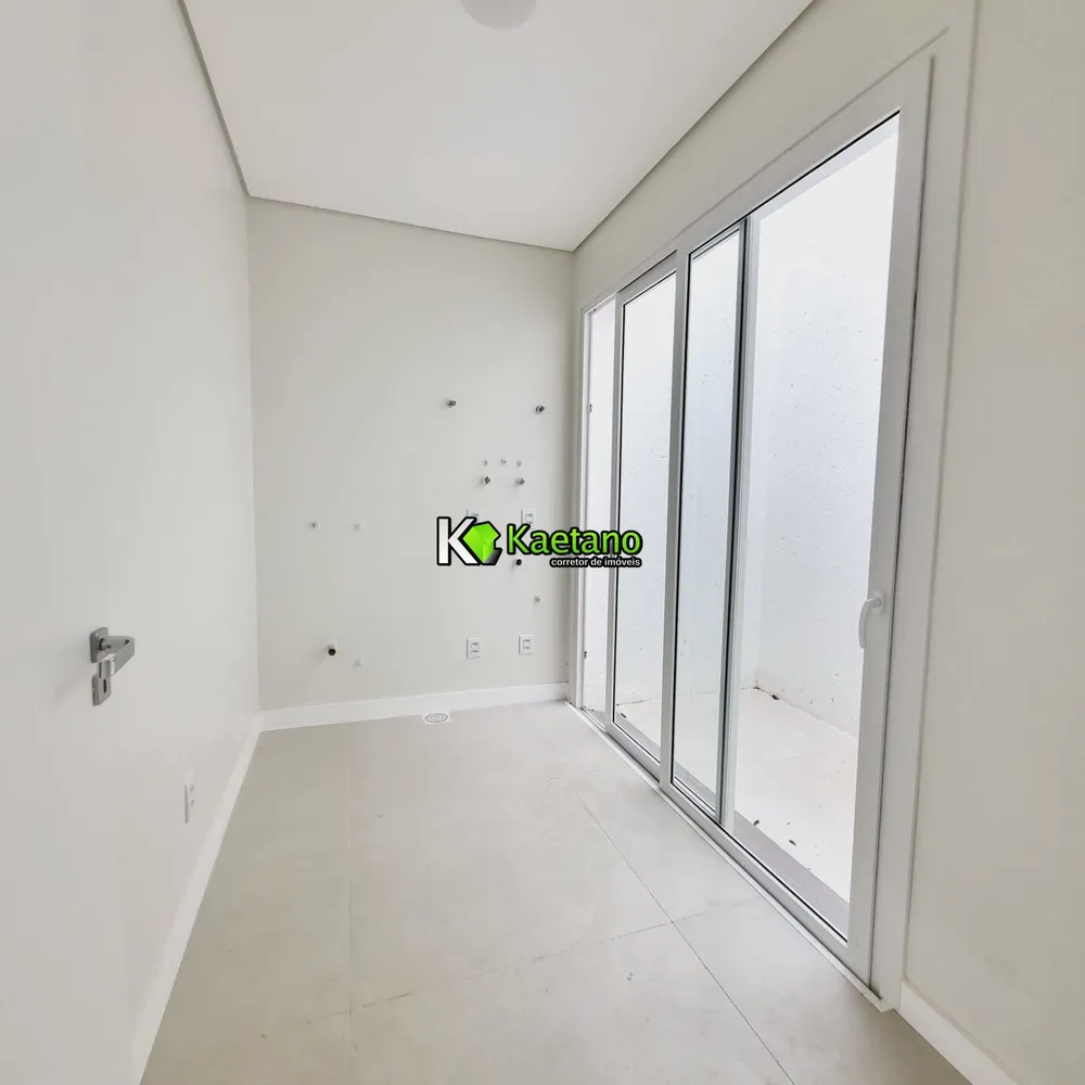 Casa, 3 quartos, 215 m² - Foto 3