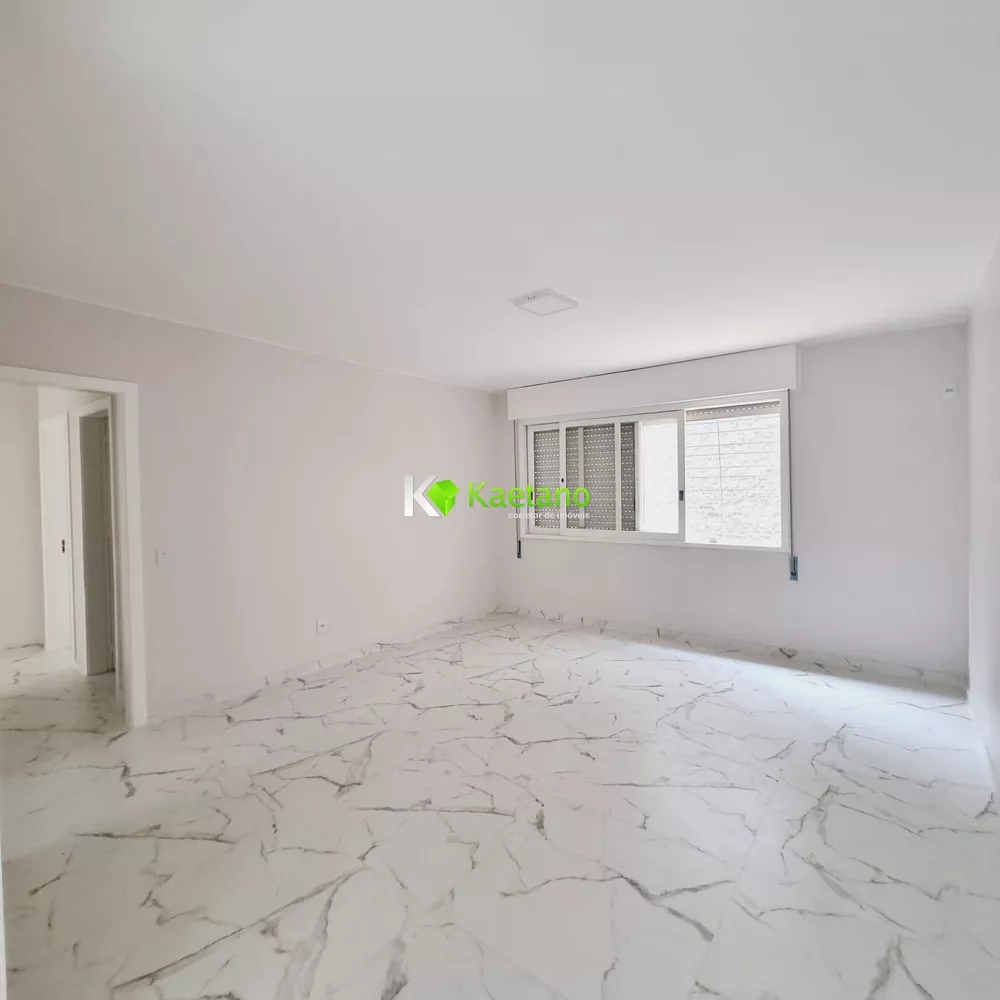 Apartamento à venda com 3 quartos, 135m² - Foto 3