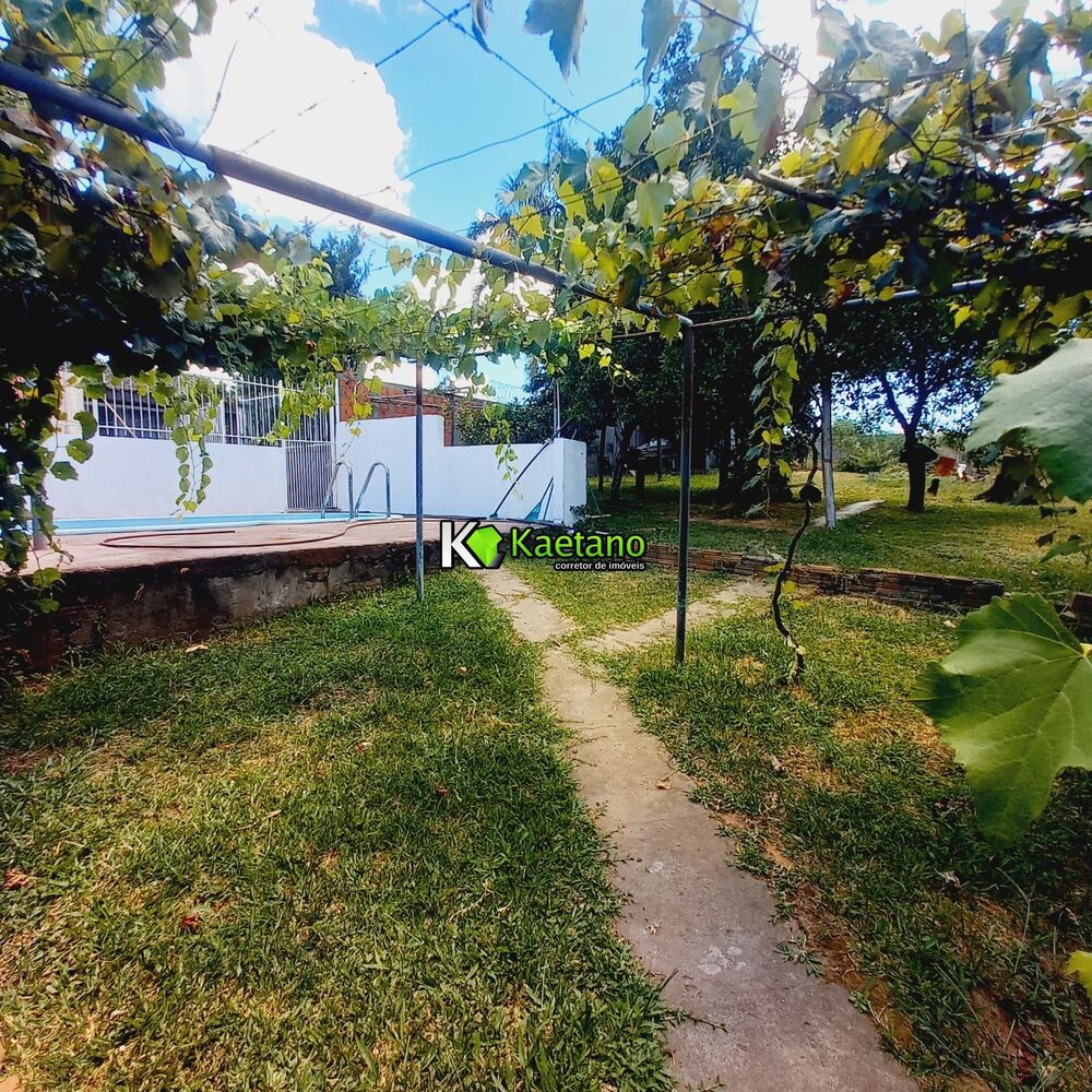 Casa, 4 quartos, 171 m² - Foto 1