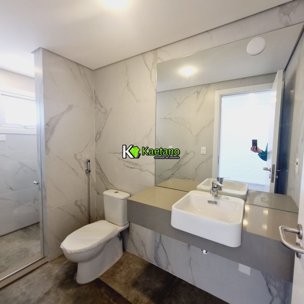 Casa, 3 quartos, 248 m² - Foto 2