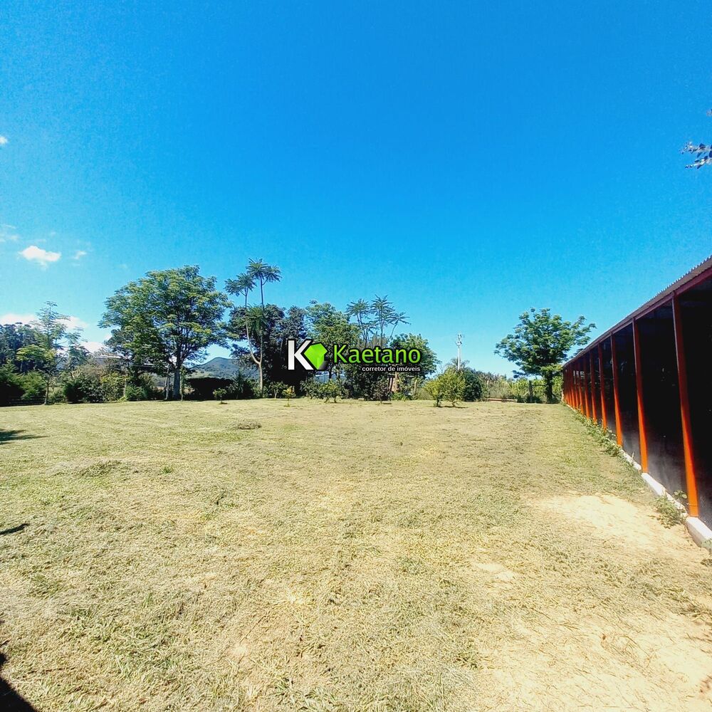 Chácara à venda com 2 quartos, 125m² - Foto 14