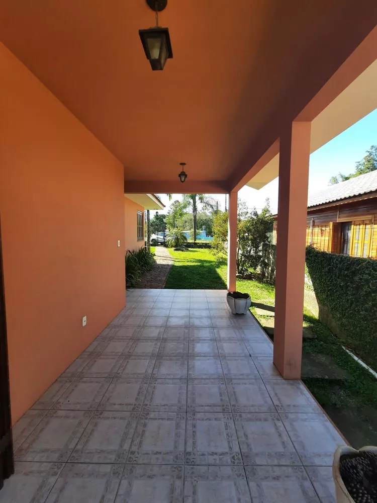Casa, 4 quartos, 198 m² - Foto 1