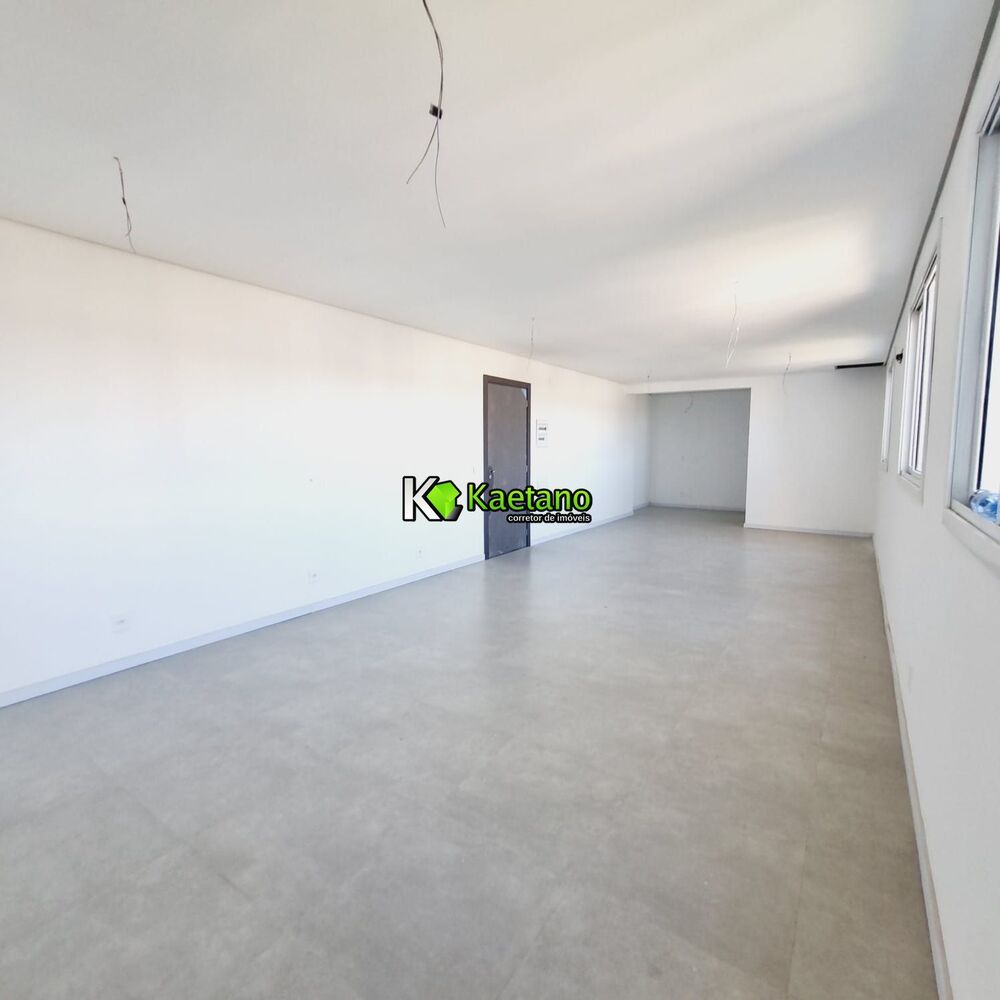 Apartamento à venda com 3 quartos, 220m² - Foto 2