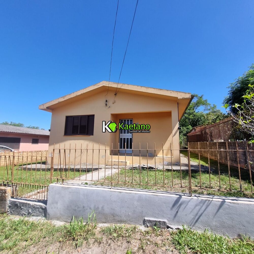 Casa à venda e aluguel com 3 quartos, 135m² - Foto 1