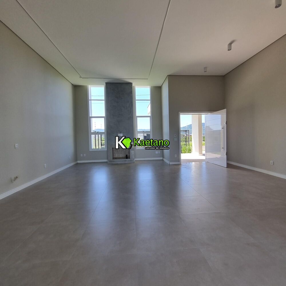 Casa, 3 quartos, 203 m² - Foto 2