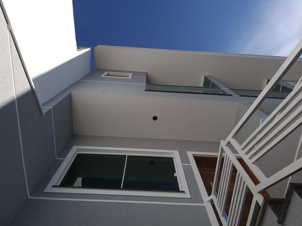 Sobrado à venda com 3 quartos, 100m² - Foto 1