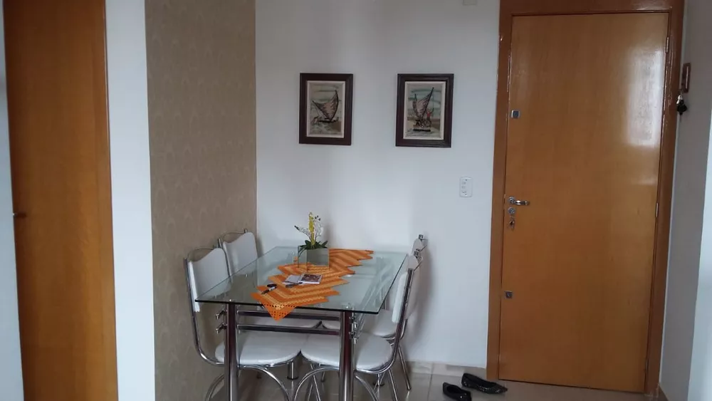 Apartamento à venda com 3 quartos, 48m² - Foto 2