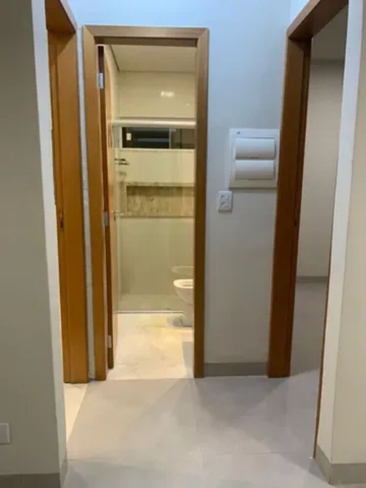 Casa à venda com 3 quartos, 100m² - Foto 4
