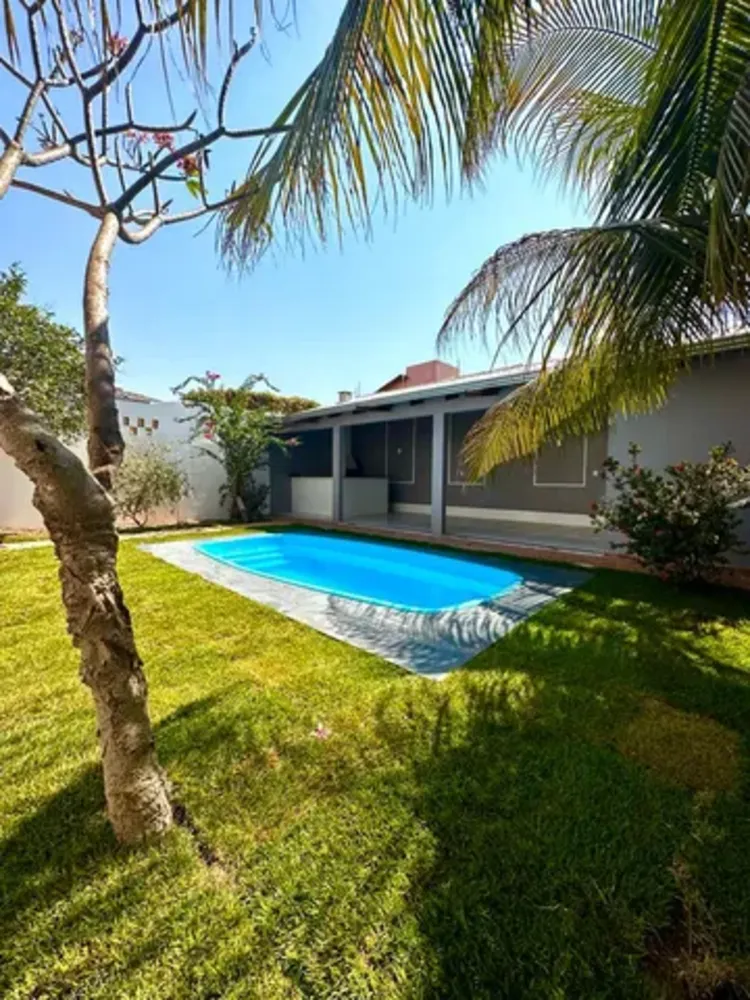Casa, 3 quartos, 190 m² - Foto 1