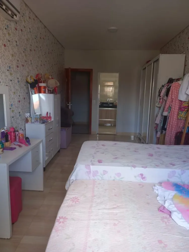 Casa, 4 quartos, 300 m² - Foto 10