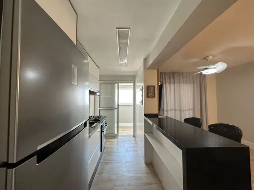 Apartamento à venda com 3 quartos, 91m² - Foto 1