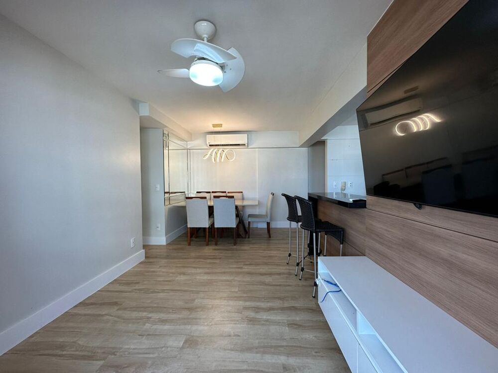 Apartamento à venda com 3 quartos, 91m² - Foto 2
