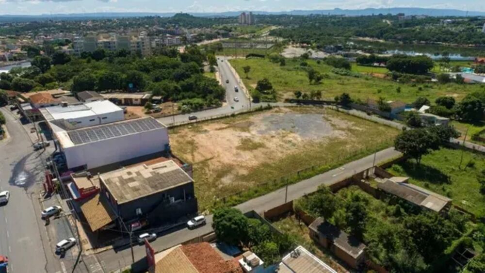 Terreno à venda, 5385m² - Foto 1