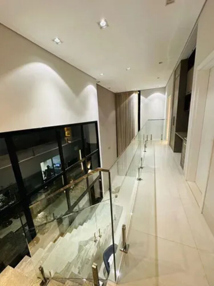 Casa de Condomínio à venda com 4 quartos, 232m² - Foto 3