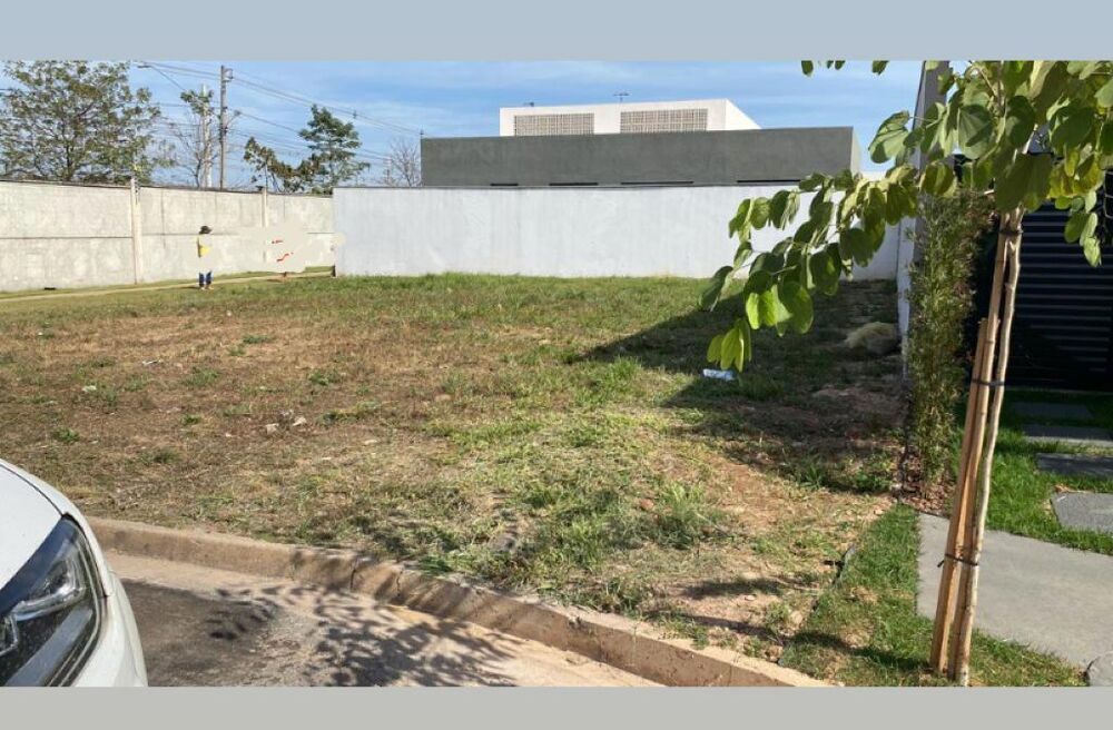 Terreno à venda, 321m² - Foto 1