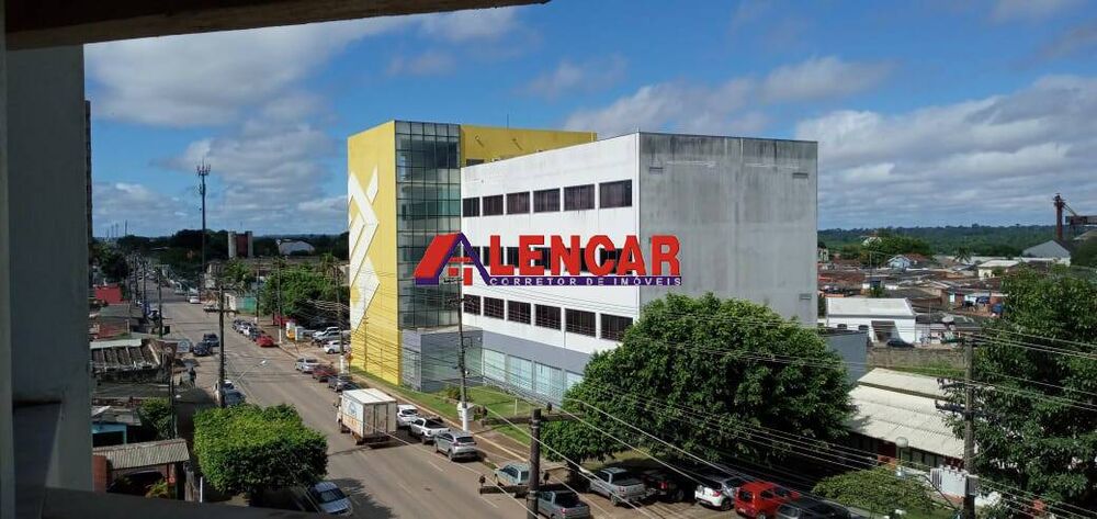 Apartamento à venda com 3 quartos, 173m² - Foto 1