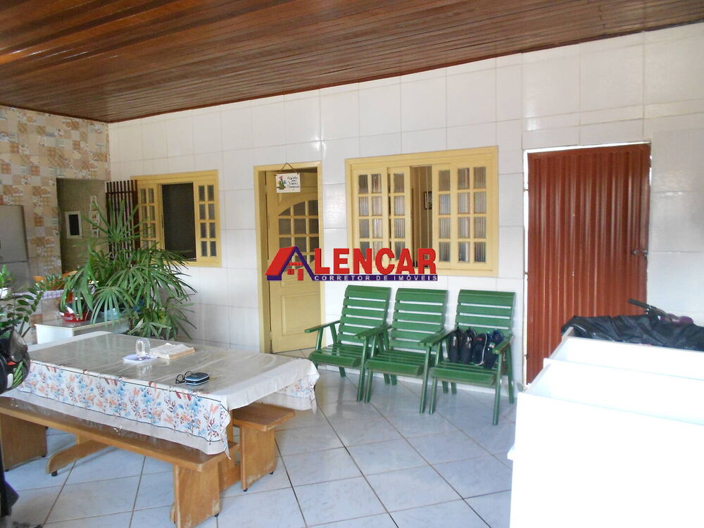 Casa, 4 quartos, 220 m² - Foto 1