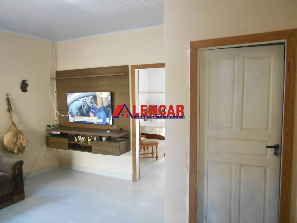 Casa, 3 quartos, 250 m² - Foto 4