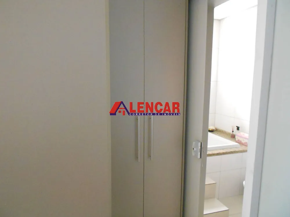 Casa, 3 quartos, 250 m² - Foto 18