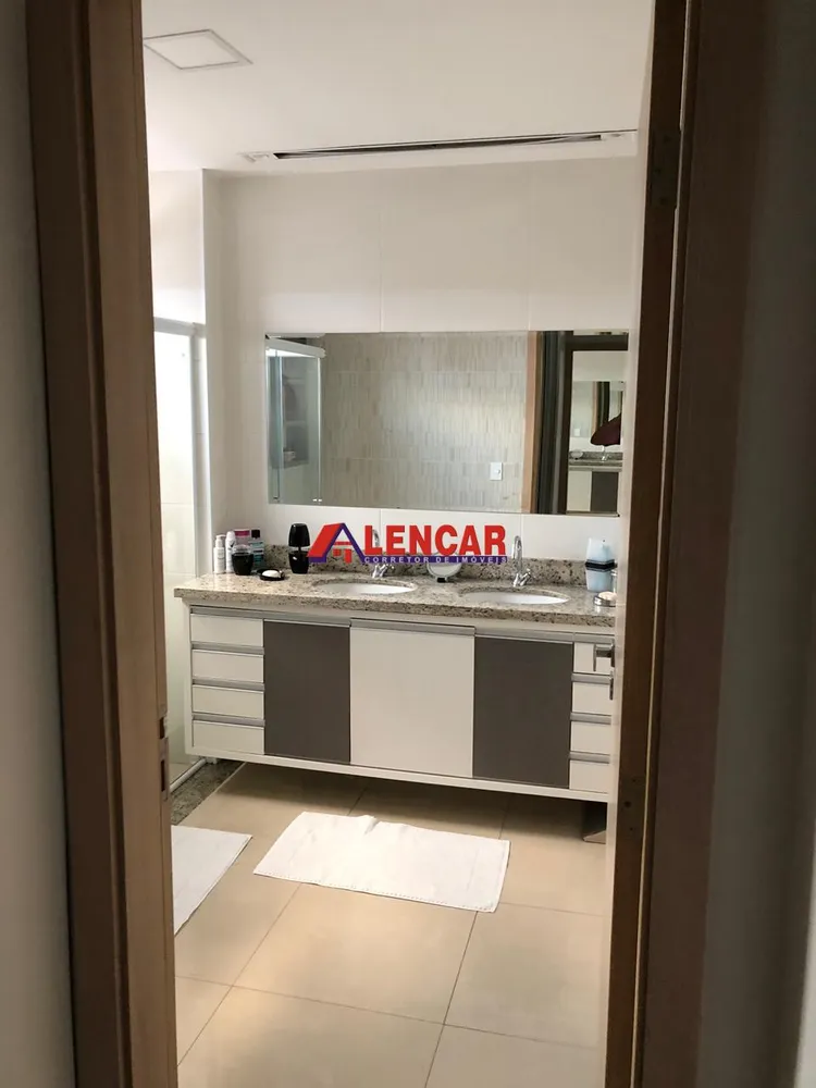 Apartamento, 3 quartos, 206 m² - Foto 5