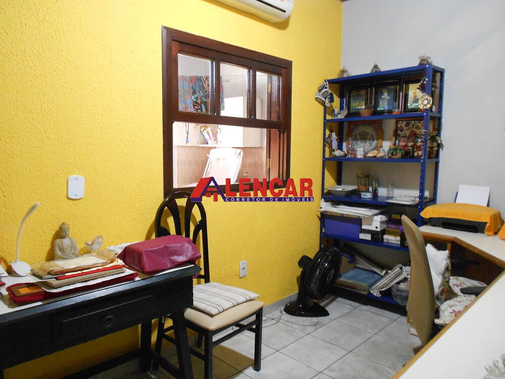 Casa, 3 quartos, 525 m² - Foto 1